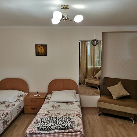 Guest House Natia 第比利斯 外观 照片